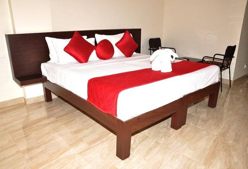 צימר Cosmopolitan Cultural Centre