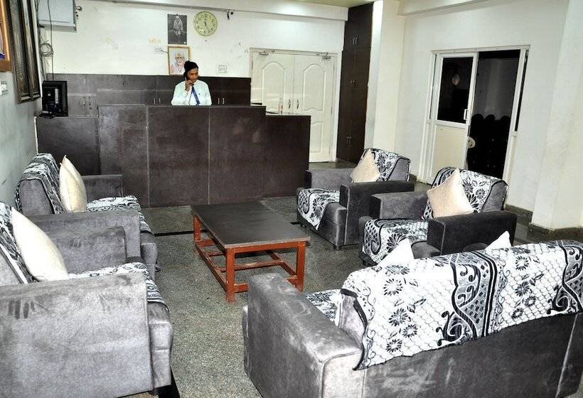 צימר Cosmopolitan Cultural Centre