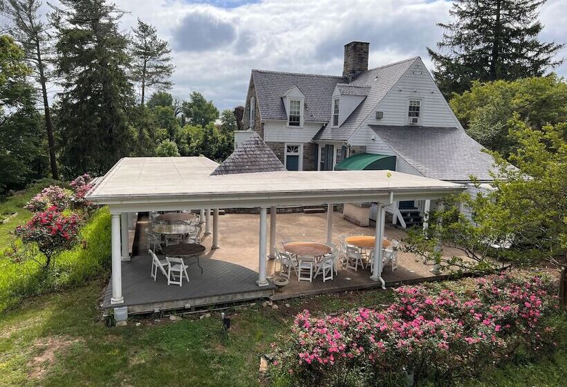 צימר Nesselrod On The New