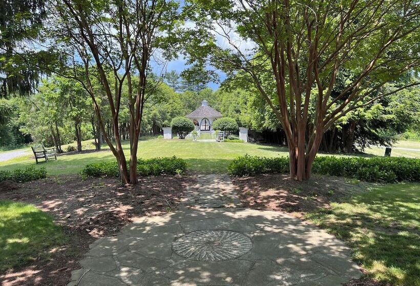 צימר Nesselrod On The New