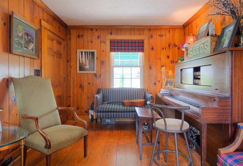 צימר Nesselrod On The New