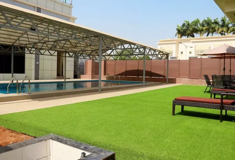 City Green Hotel Yola