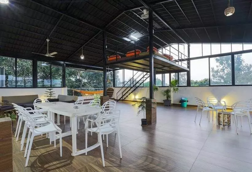 Hotel Aaria Residency