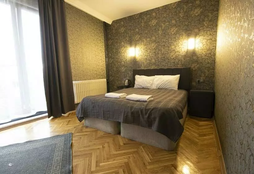 ホテル Ares Business Suit