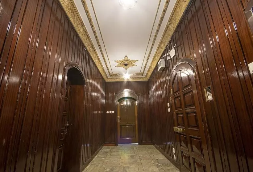 ホテル Ares Business Suit