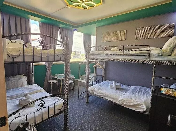 Hotel Attic Capsule