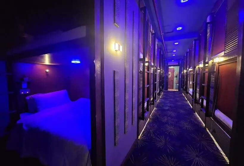 Hotel Attic Capsule