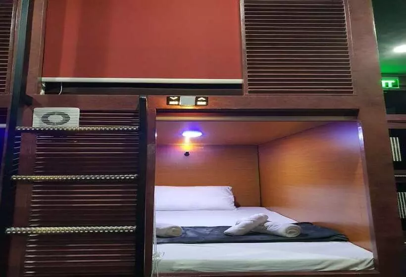 Hotel Attic Capsule