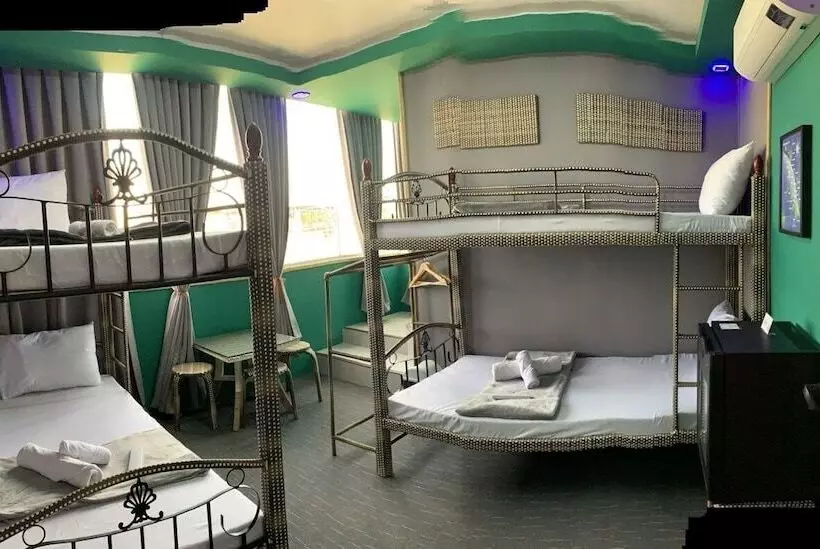 Hotel Attic Capsule