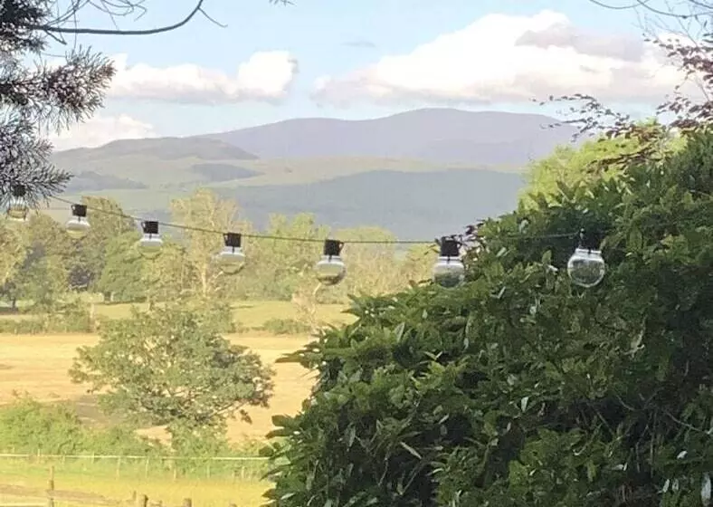 Hotelli Dobbin The Horse Box In The Lake District