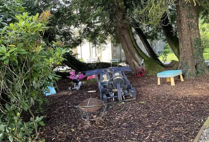 Hotelli Dobbin The Horse Box In The Lake District