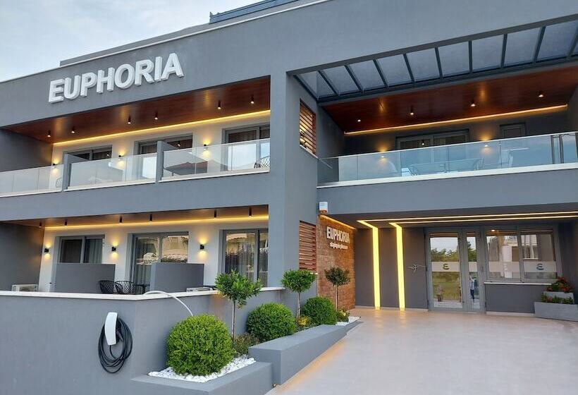 Hotel Euphoria Staying In Pleasure