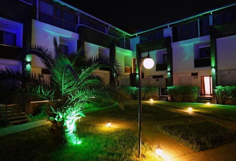 酒店 Mad Sea Beach