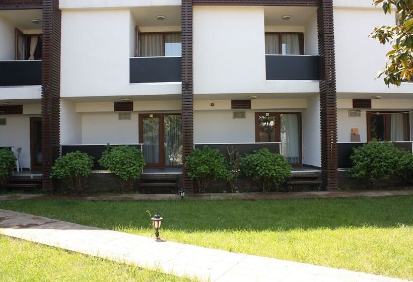 酒店 Mad Sea Beach