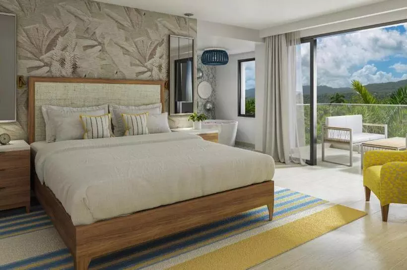 هتل Sandals Dunns River All Inclusive Couples Only