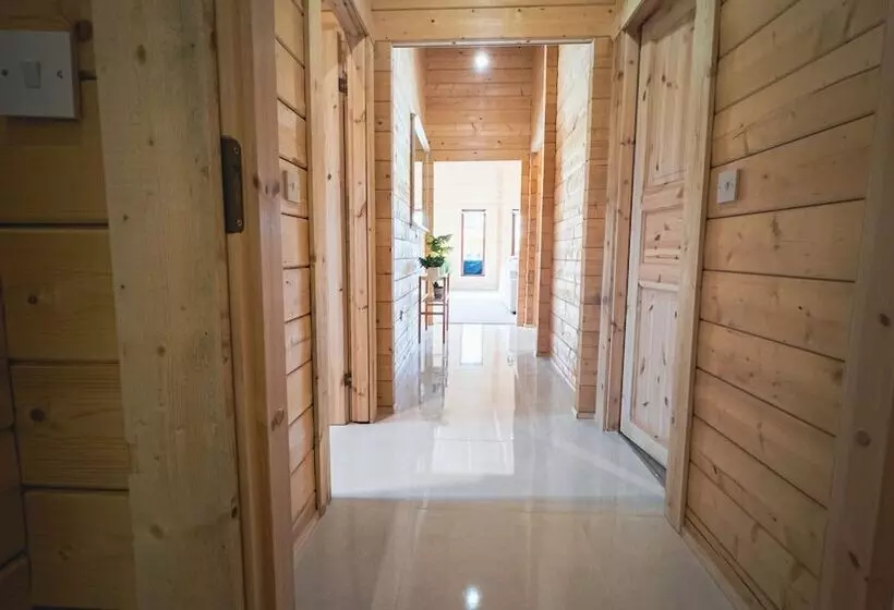 Hotelli Sundance Lodge