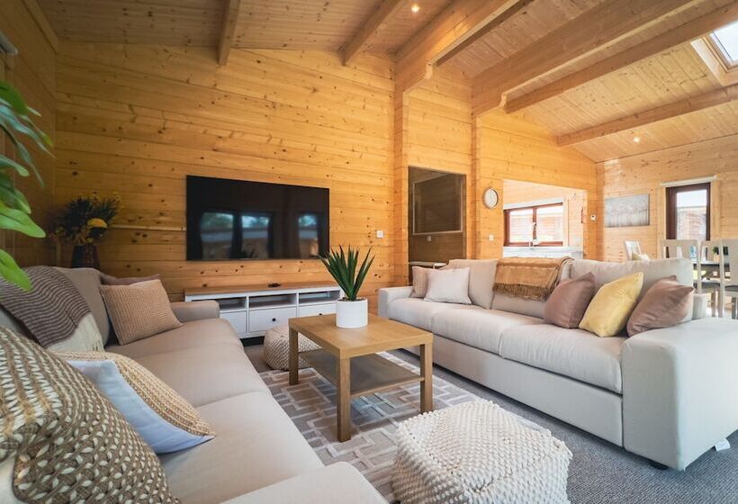 בית מלון כפרי Sundance Lodge