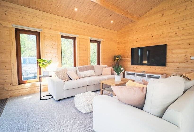 בית מלון כפרי Sundance Lodge