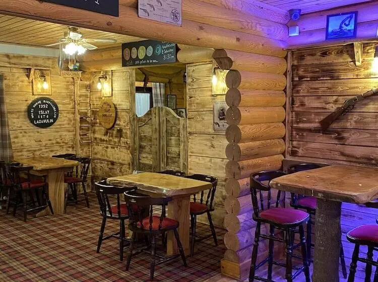 Hotelli Sundance Lodge