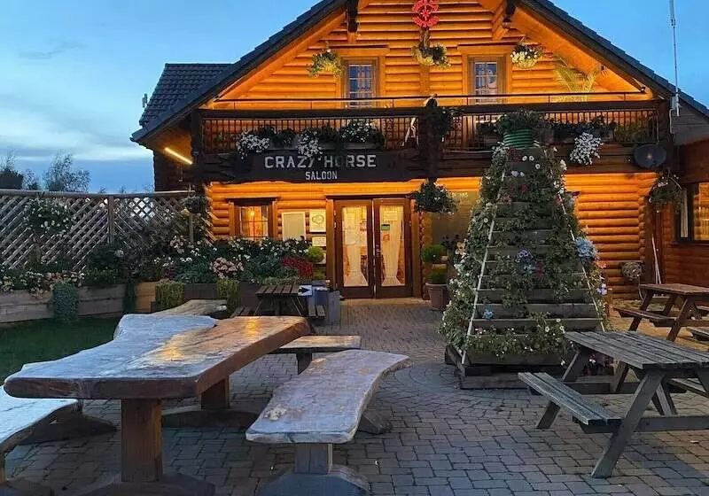 Hotelli Sundance Lodge