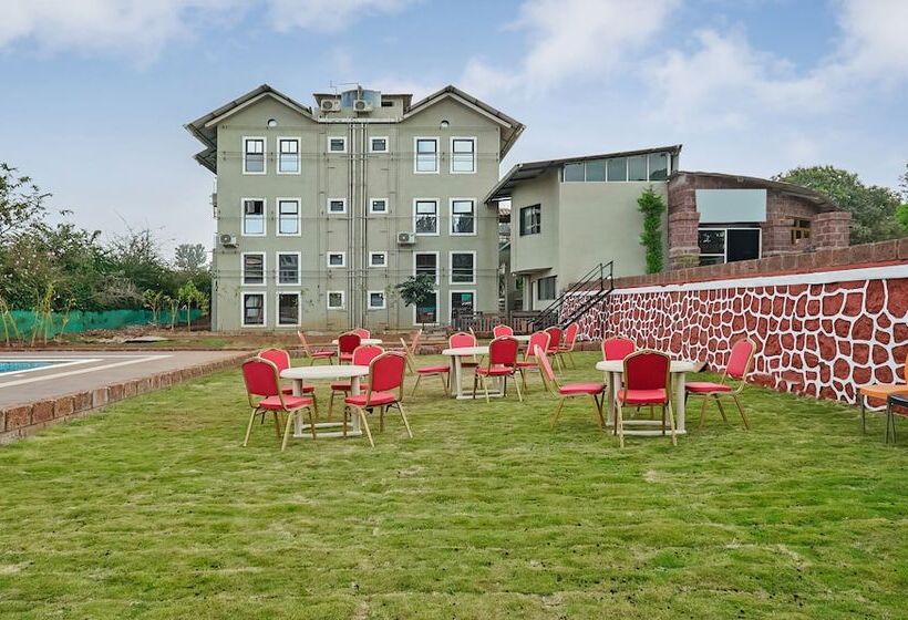 Hotel Treebo Vhyomaan Resort