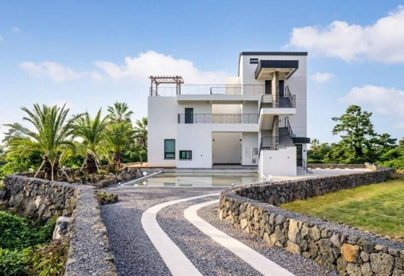 Jeju Liverpool & Spa Pension