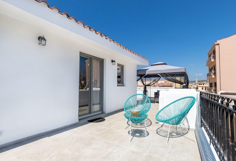 Metropolitan Pearl Boutique