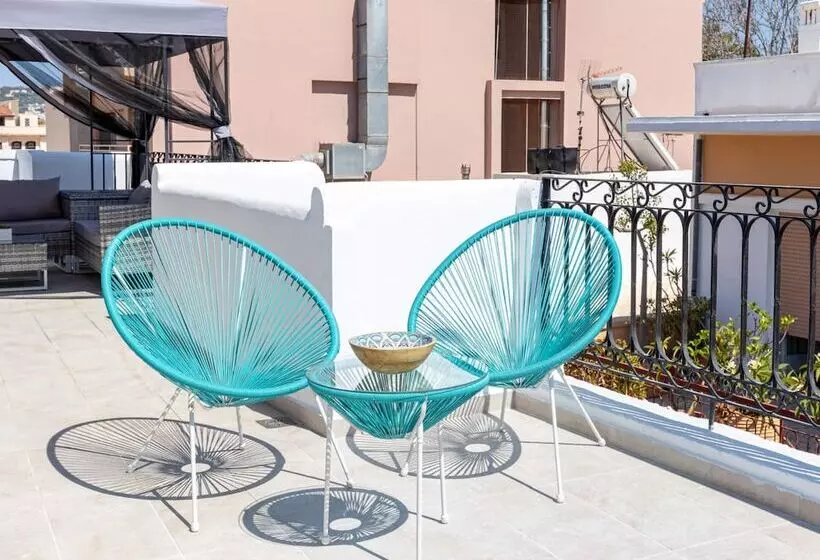 Metropolitan Pearl Boutique