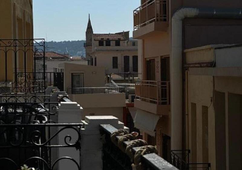 Metropolitan Pearl Boutique