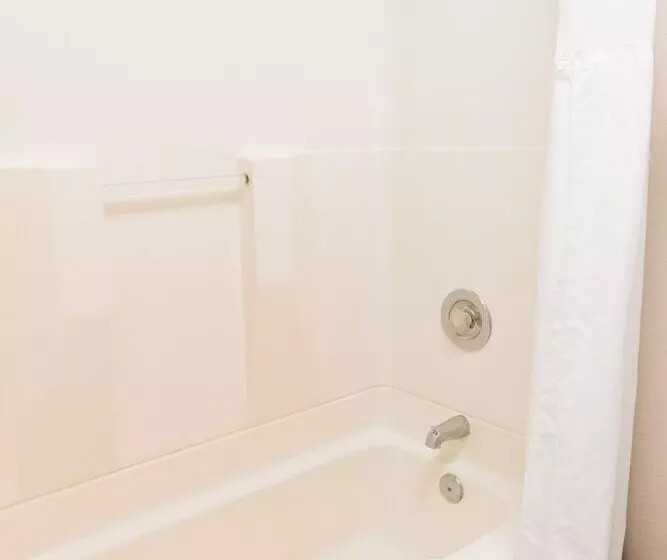 Motelli Quincy Inn And Suites