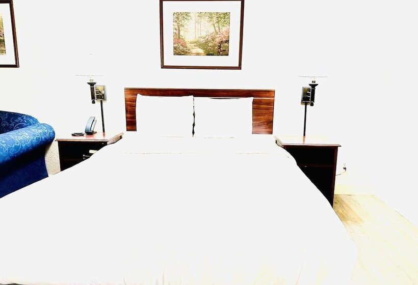 מוטל Quincy Inn And Suites