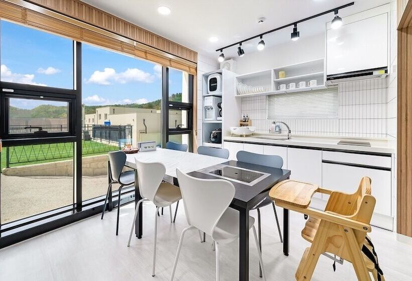 Pension (Hôtel basse catégorie) Gapyeong 204kids Poolvilla