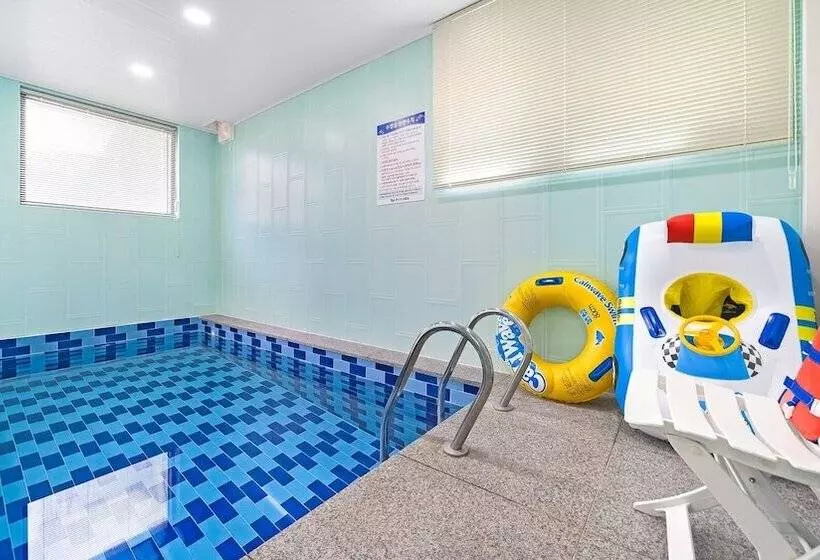 ペンション Gapyeong 204kids Poolvilla