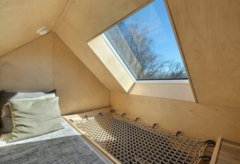 ペンション Bunkies The Cut