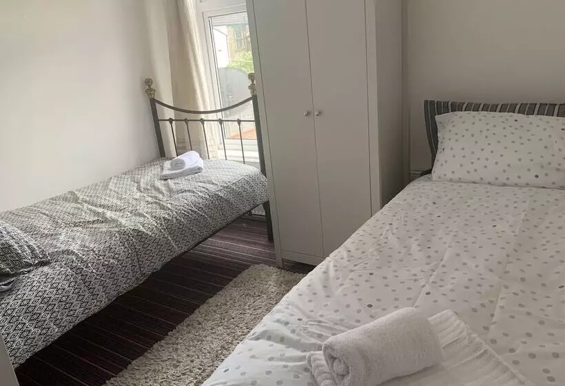 レジデンス Inviting 3 Bed House In Lowestoft Near The Beach