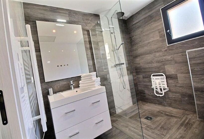 レジデンス Résidence Acqua Linda