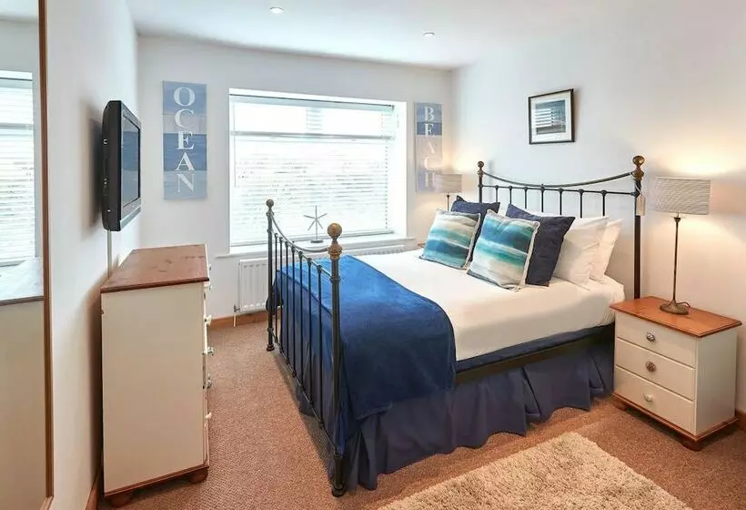 The Cottage Marksebythesea