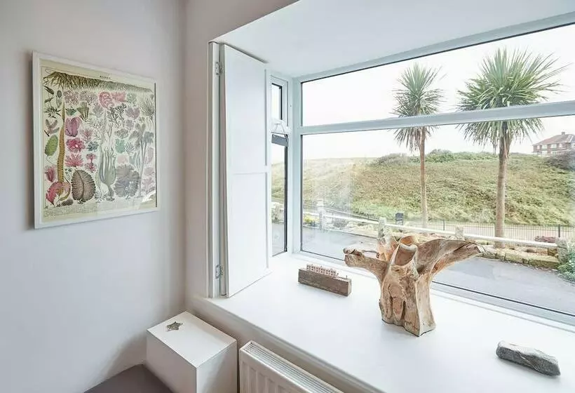 The Cottage Marksebythesea