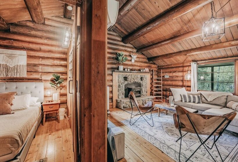 76gs   Genuine Log Cabin   Wi Fi   Pets Ok   Sleeps 4