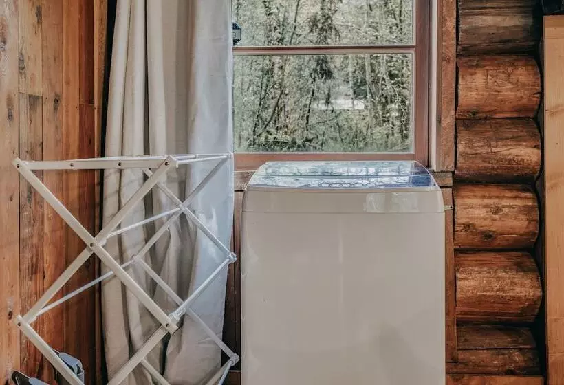 76gs   Genuine Log Cabin   Wi Fi   Pets Ok   Sleeps 4