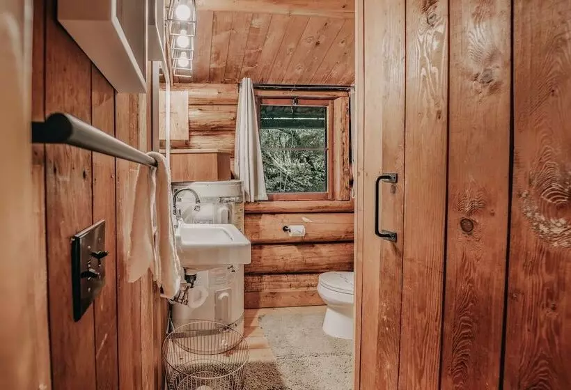 76gs   Genuine Log Cabin   Wi Fi   Pets Ok   Sleeps 4