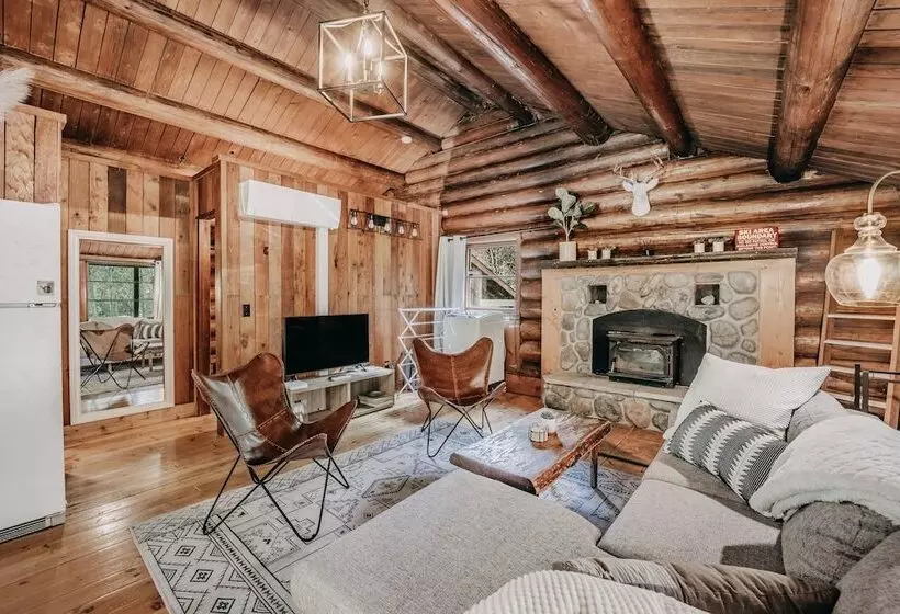 76gs   Genuine Log Cabin   Wi Fi   Pets Ok   Sleeps 4