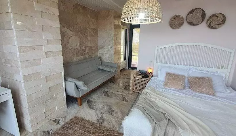 Aamiaismajoitus (B&B) Fi̇ Salda