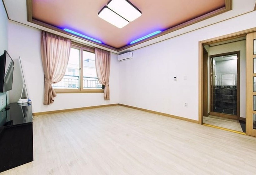 Boryeong Donggrami Pension