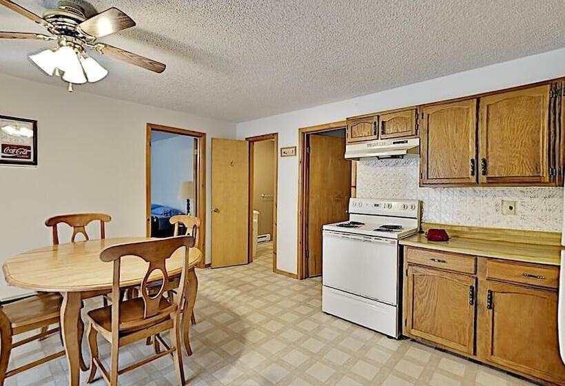 Chippewa Flowage Lake House