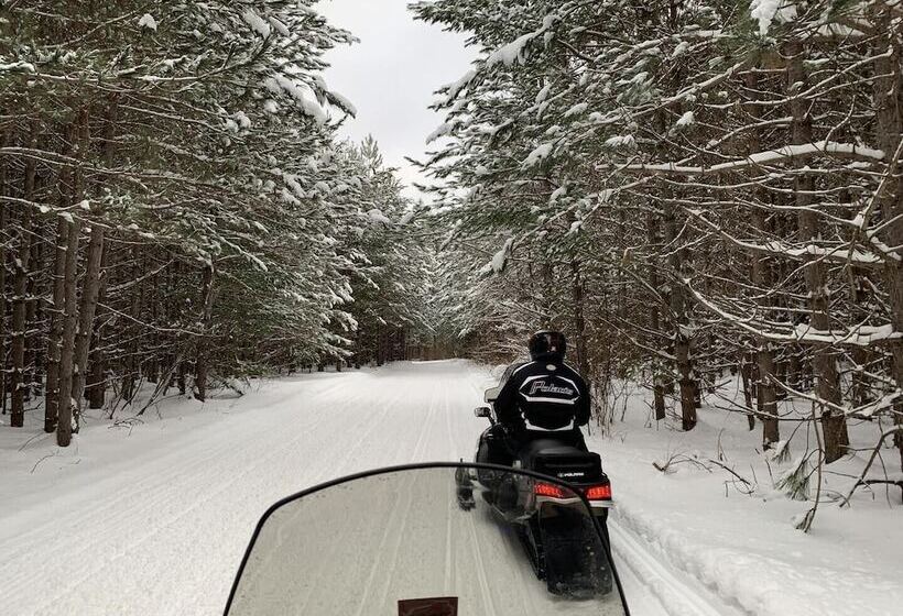 Chippewa Flowage Lake House