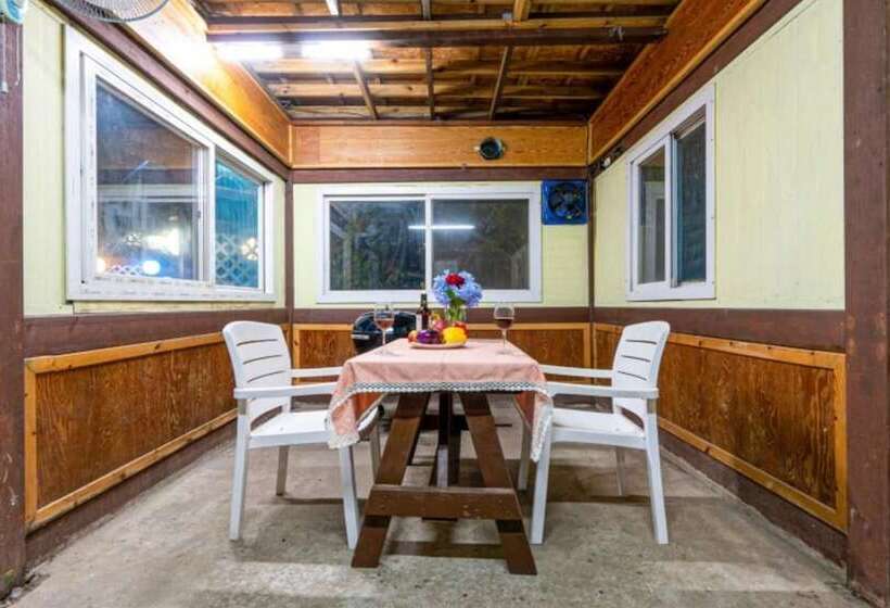 Daebudo Bada Solhyangi Pension