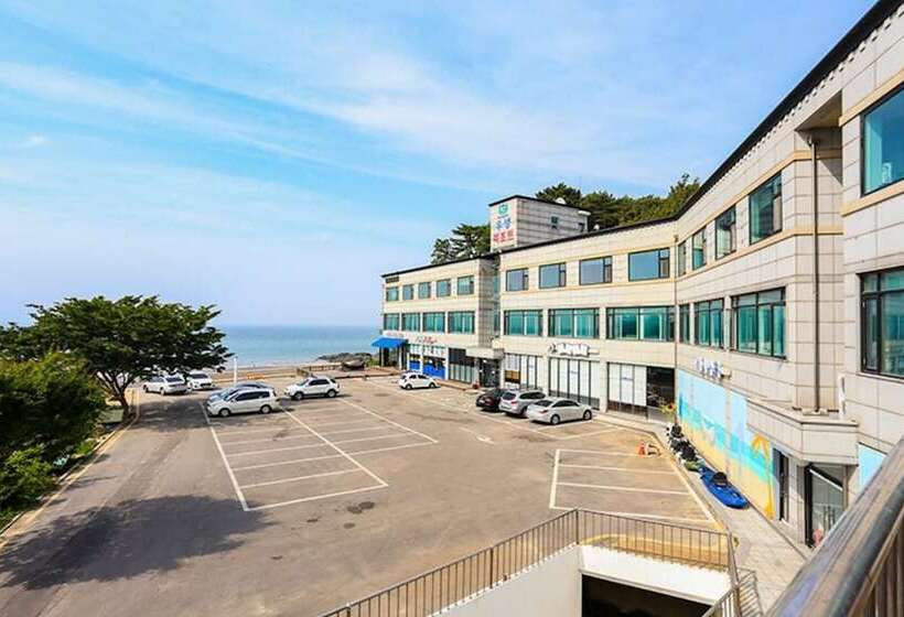 Daebudo Wooseong Resort Pension