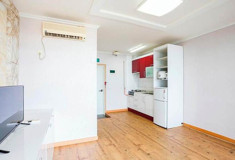 Daebudo Wooseong Resort Pension