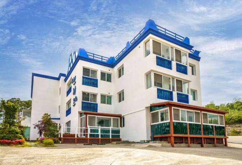 Gyeongju Nunkoip Pension